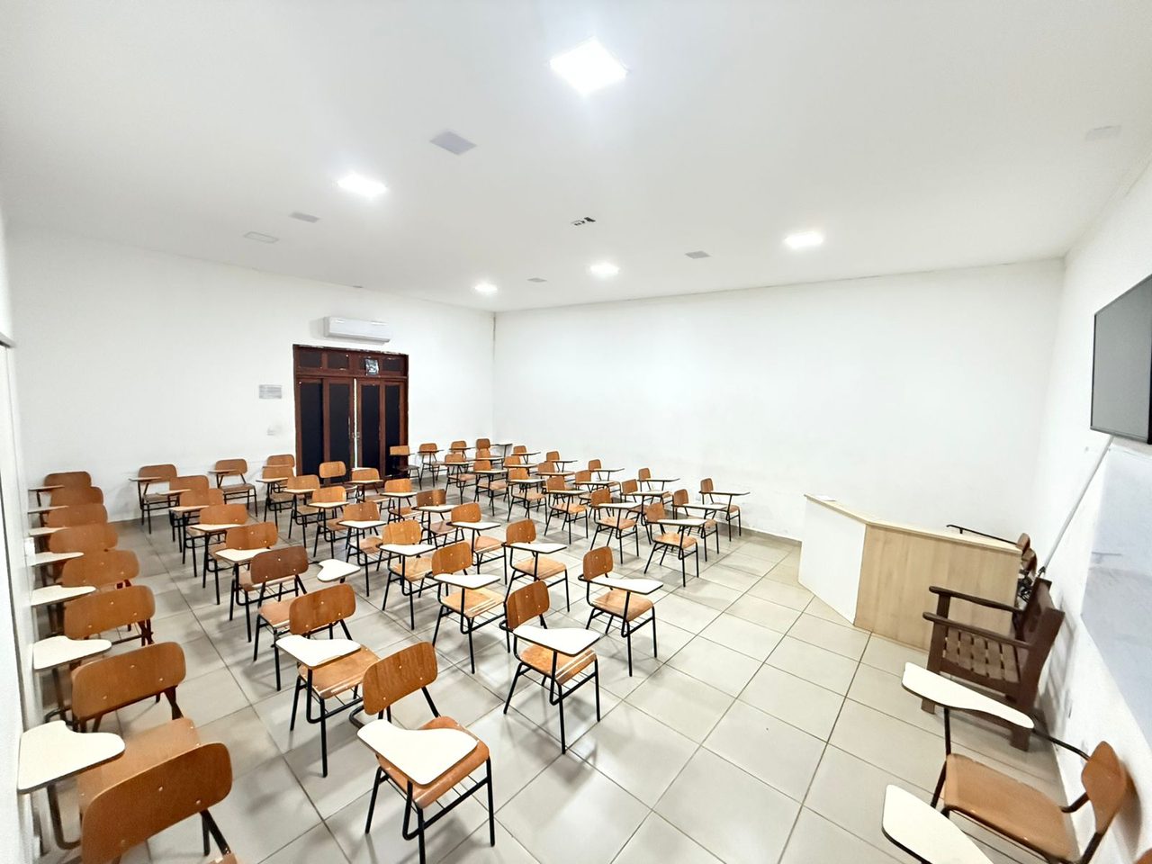 Sala de palestras — Unidade Masculina Alto Padrão